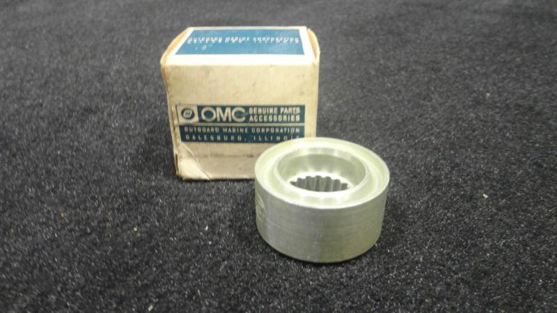 Retainer & seal #379587, #0379587 johnson/evinrude/omc outboard boat part  #2