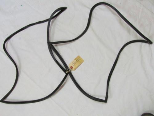 Mercedes w113 230sl, 250sl, 280sl top side window seals