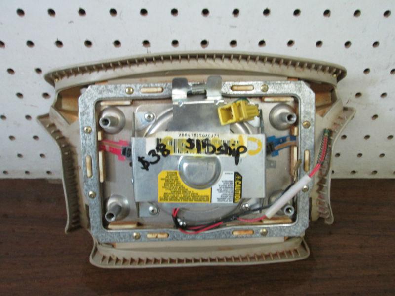 (673) 97 98 99 CADILLAC DEVILLE DRIVER AIR BAG WHITE, US $38.00, image 2