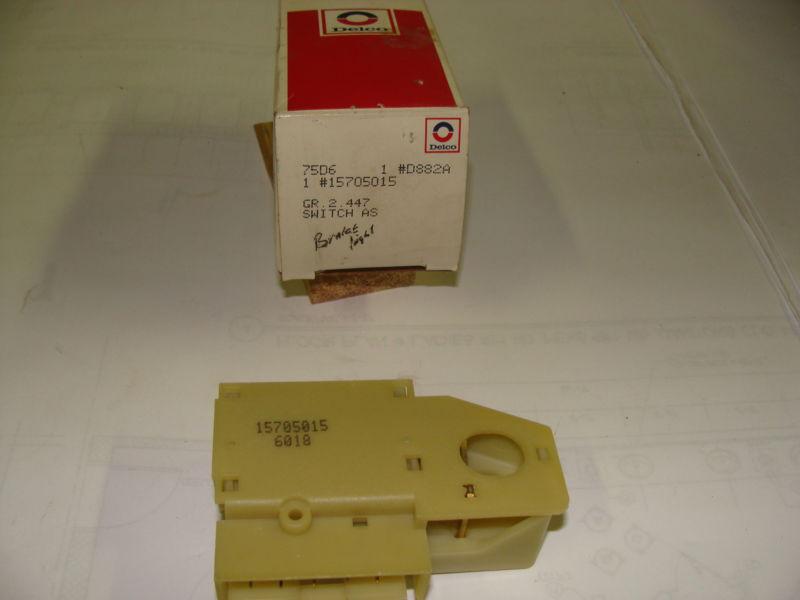 Gm delco brake light switch # 15705015 new