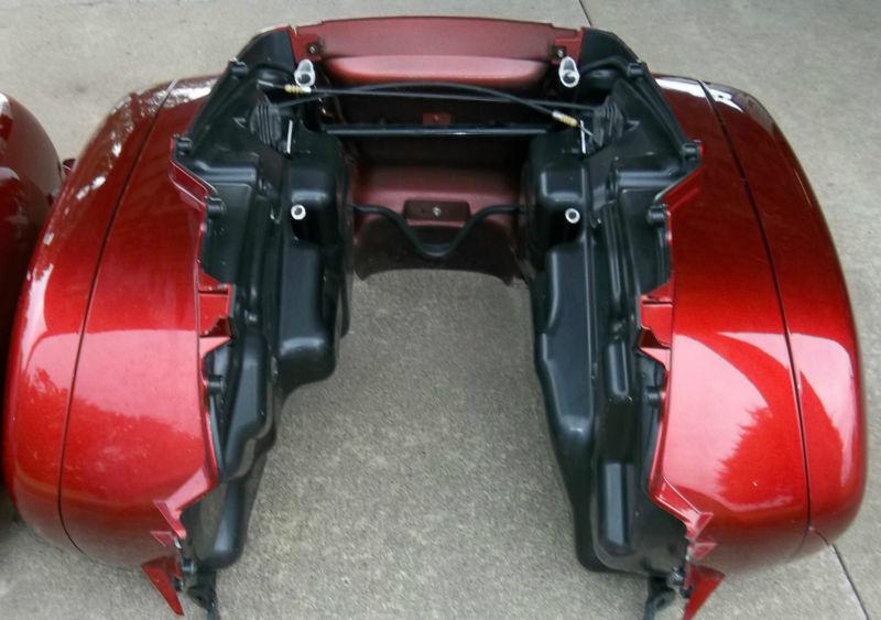 Lot of 2 Honda Goldwing Hard Case Saddlebags Red Never Used-1 Has No Latches , US $150.00, image 2
