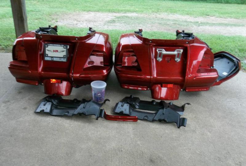 Lot of 2 Honda Goldwing Hard Case Saddlebags Red Never Used-1 Has No Latches , US $150.00, image 3