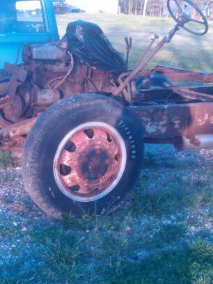 1946 running 1 1/2 ton chassis