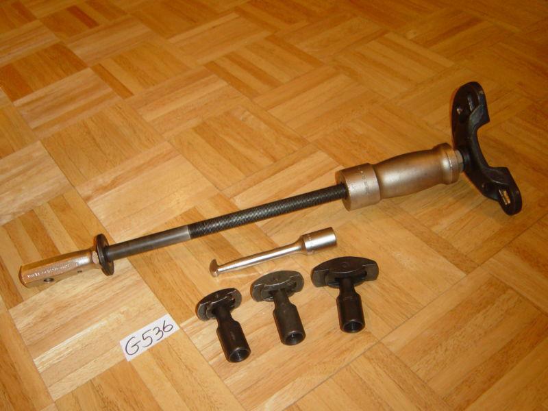 Buy SNAP ON TOOLS 8 PIECE REAR AXLE PULLER SET CJ2003A in Saint