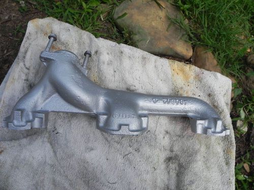 Left exhaust manifold &#039;71 pontiac gp 400ci - will fit 389 / 421 / 455