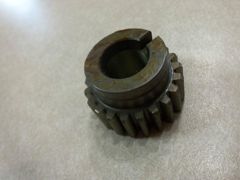 Buy HARLEY EVO 80 BLUECODE PINION GEAR OEM HD2404490 in Blossom, Texas