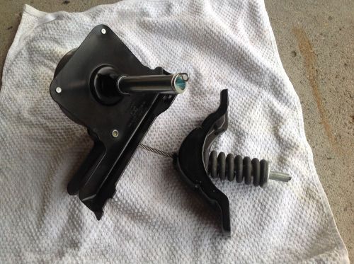 2008 - 2016 ford  f250, f350, f450, f550 spare tire mount / hoist