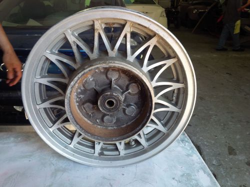 1986 suzuki vs700 intruder vs 700 rear rim wheel oem