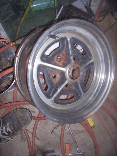 Gm magnum wheel chevy buick pontiac 14x6 4 3/4 bolt pattern