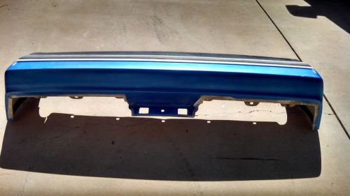 1982-1984 chevrolet camaro rear bumper cover  (l30018)