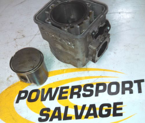 Skidoo formula mach mxz 1 z ss 580 583 670 engine cylinder jug piston 95 96 97