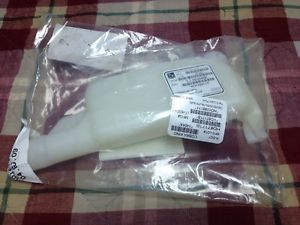 02-06 honda crv windshield washer tank, upper fluid japan built