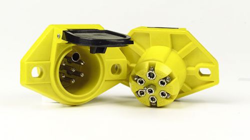 Gro82-1043 grote iso plug &amp; socket, nylon socket