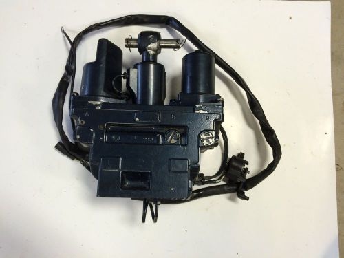 &#034; used &#034; evinrude / johnson power tilt/trim. complete with relay box.