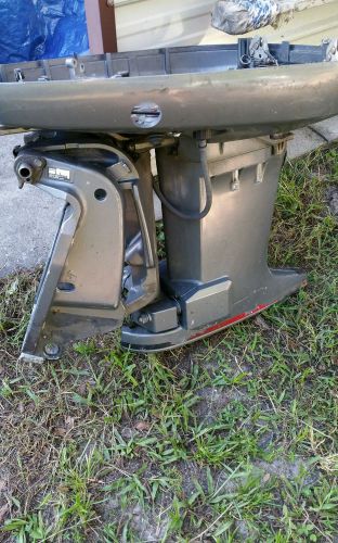 Yamaha 115 130 v4 outboard midsection 20&#034; lower s115tlrv saltwater series