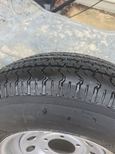Karrier trailer tire rim st225/75r15  6 lug x 5.5"silver circle