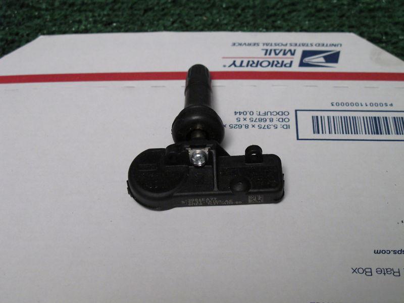 Ford lincoln tpms tire air pressure sensor 9l3t-1a150-bd  9l3t-1a180-ae