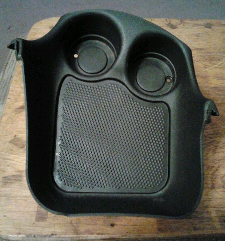 2004 pontiac grand am dark gray cup holder console excellent condition  