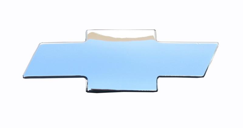 Street scene 950-82012 grille gear emblem colorado trailblazer trailblazer ext