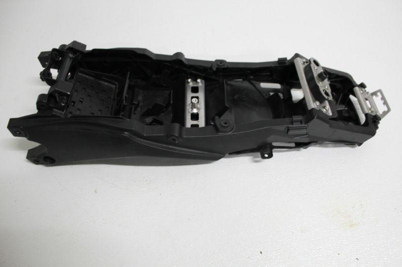 Suzuki gsxr 600 750 gsxr600 gsxr750 subframe sub frame tray tail 2011 2012 11 12