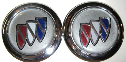 00-02 buick lesabre front fender tri shield emblems badge logo pair w/ tabs
