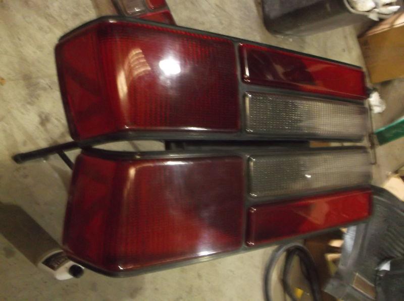 1987-93 mustang lx tail light lense 5.0 
