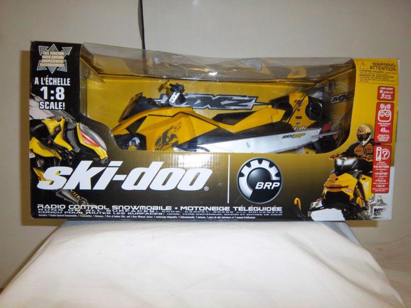 New ski-doo remote controlled mxz-x snowmobile 4240000010 skidoo