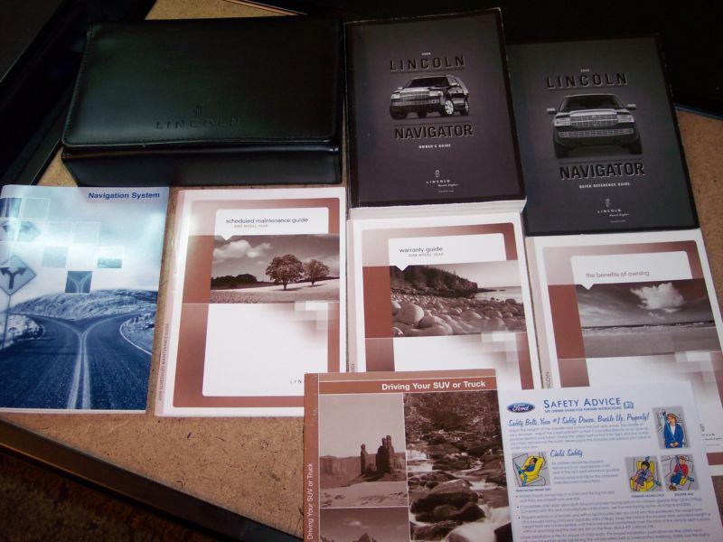 2008 lincoln navigator owners manual with navigation guide and case--b0192
