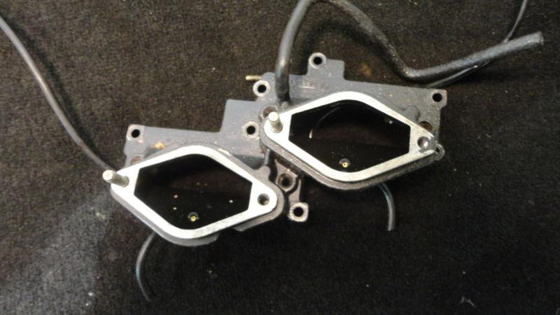 Lower intake manifold #5000887, 02 evinrude 250hp ficht 2 stroke outboard motor