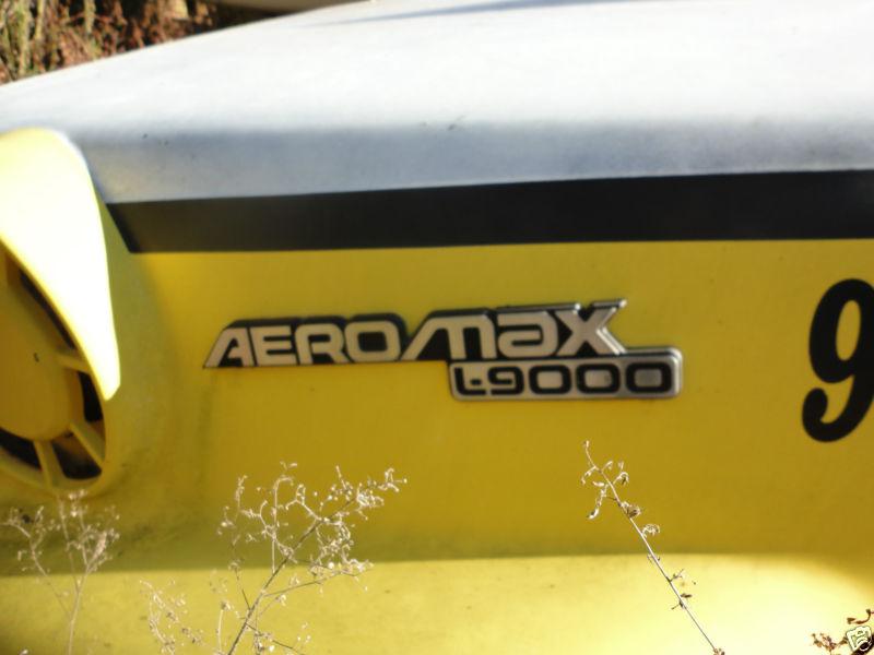 Ford L9000 Hood , US $850.00, image 2