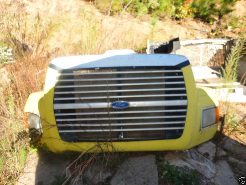 Ford L9000 Hood , US $850.00, image 3