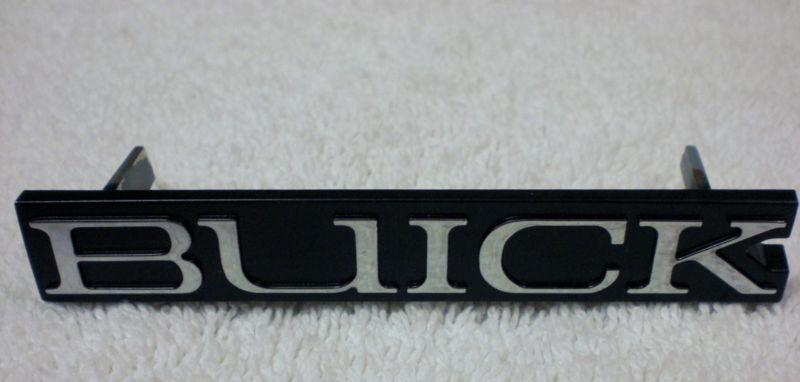 Buick name plate nos new 25554776 buick le sabre 1992-1993