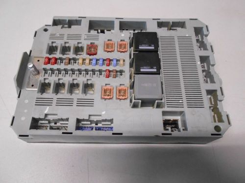 Jaguar xf rear trunk power fuse box block 8x2t-14b476-bd oem