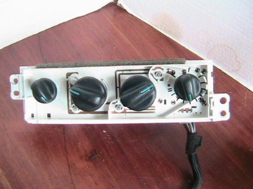 2000 to 2005 dodge neon center dash 4  buttons