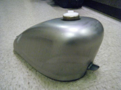 Harley chopper bobber sportster 2.8 gal low tunnel frisco mount gas tank