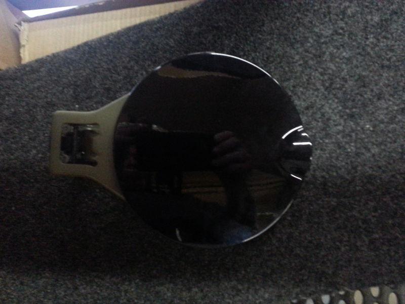 Find 25871805 0713 SILVERADO GMC SIERRA FUEL DOOR BLACK USED