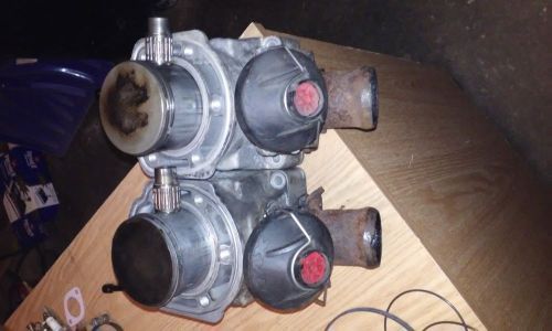 2-99 mach z 809 cylinder with power valve and exhaust port and all gaskets