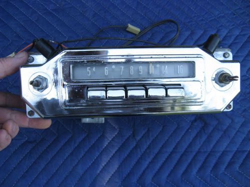 1959 chrysler pushbutton radio nice face plate and dial