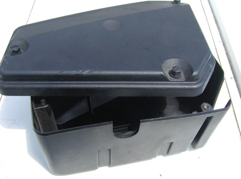 Porsche 911 fuse box, lid, 1989-1998, 964.610.131.00, 964.610.151.00
