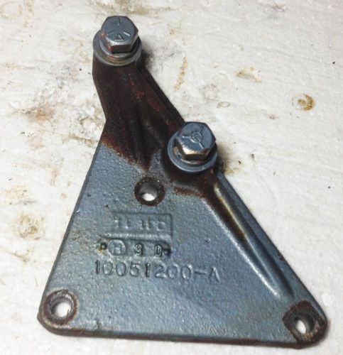 1994 yamaha stern drive 5.7 v8 power steering pump bracket 10051200-a