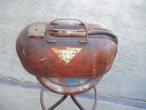 Vintage phil rite outboard low profile metal gas tank/ can used