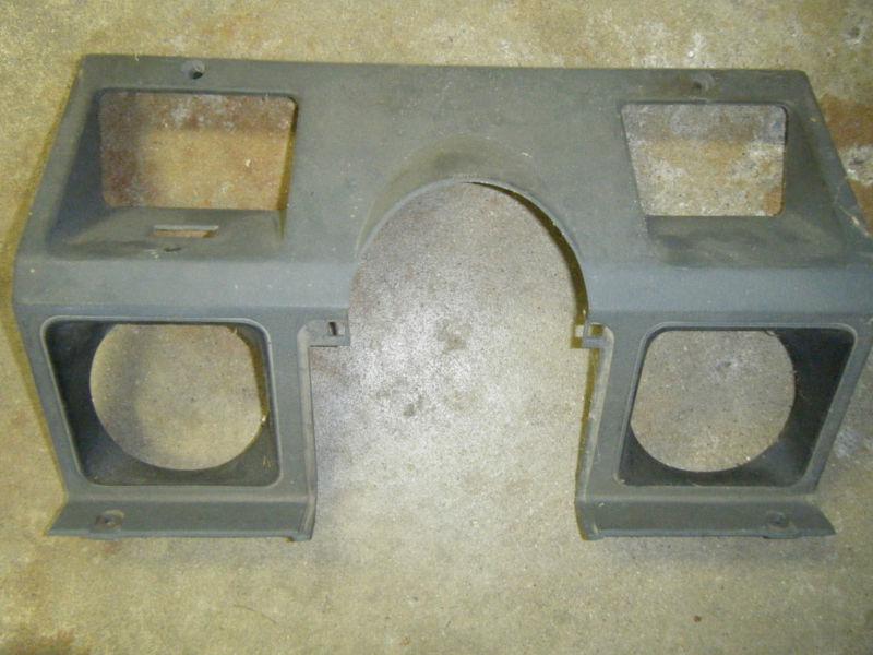 Find JEEP WRANGLER YJ 8791 SPEEDO AND TACH GAUGE CLUSTER HOUSING in