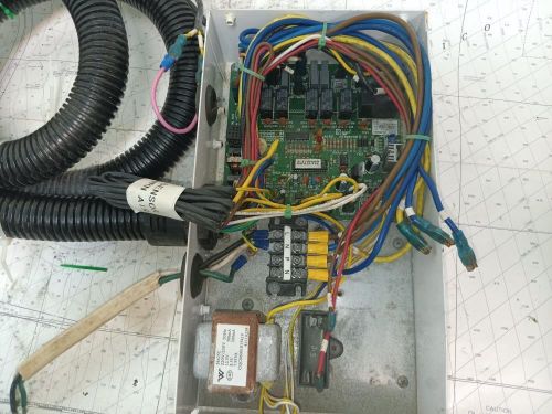 Boaters' resale shop of tx 2408 5551.57 webasto 220v marine ac box w pc board