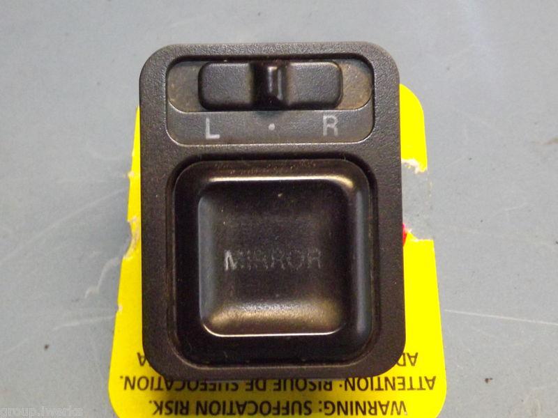 Oem 88-91 usdm honda prelude dashboard power mirror direction control switch
