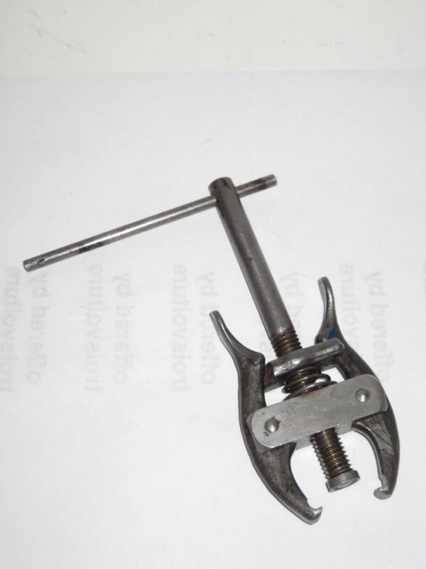 Vintage blue bird  no. 21 car auto battery lead terminal puller