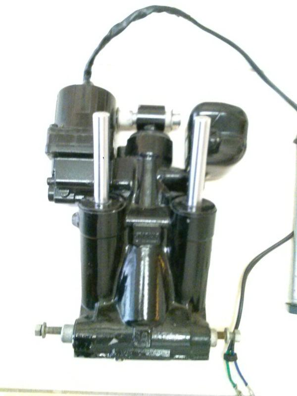 Suzuki 4-stroke 140hp outboard df140 tilt & trim unit assembly df115