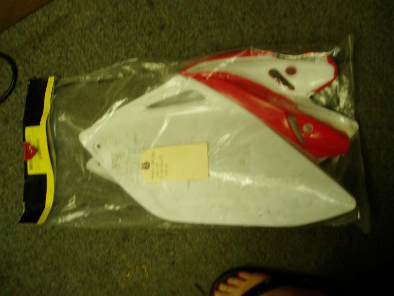 Honda cfr250 06-08 side panels 