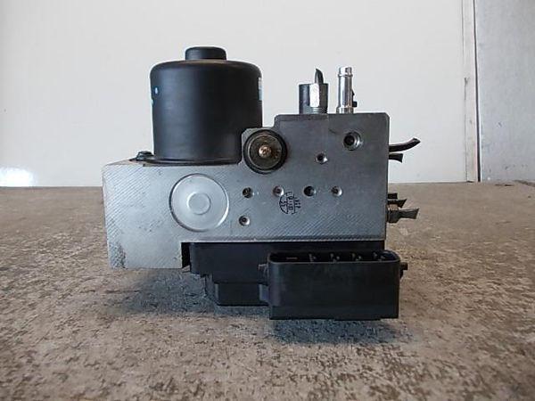 Toyota crown 1999 abs actuator [3642500]