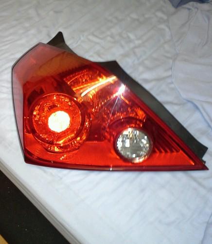 08 09 10 11 12 nissan altima left tail light 2dr cpe 687535
