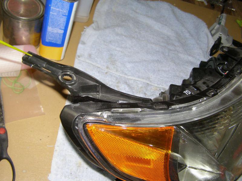 2009-2013 SUBARU FORESTER USED RIGHT (PASSENGER) SIDE HEADLIGHT OEM , US $89.99, image 2